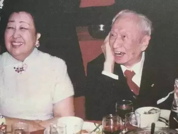 欧盟：上海滩最后的大小姐：这位活到112岁的复旦校花，秘诀只有7个字