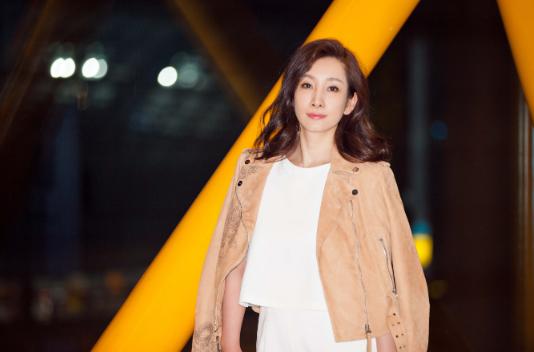 『秦海璐』被李湘插足恋情，又插足王新军婚姻的秦海璐，背后不为人知的一面