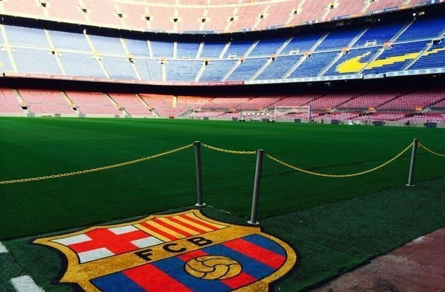 『巴塞罗那』英媒：贪婪地巴萨人！球迷：他走后梅西心已死，巴萨即将要易主