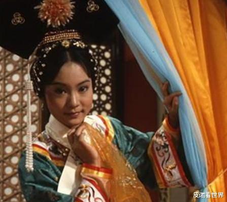 刘雪华|2011年，在丈夫葬礼上戴着墨镜哭到崩溃的刘雪华，后来过得如何？