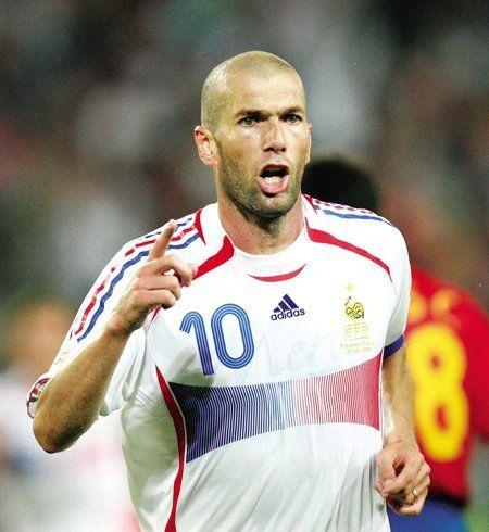 【齐达内】大罗和齐达内谁才是那个时代的一哥?