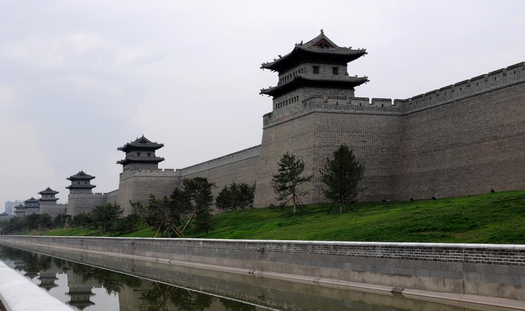凤凰古城：这2个景点都取消了门票，免费让游客参观，你会去一次吗？