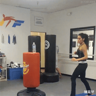 饵料|奔现后遇到照骗，跟这妹子饭还吃得下去吗？哈哈哈哈哈哈