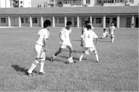 中国队：中国足球历史上第1次球迷骚乱：1985年5月19日“五一九事件”爆发