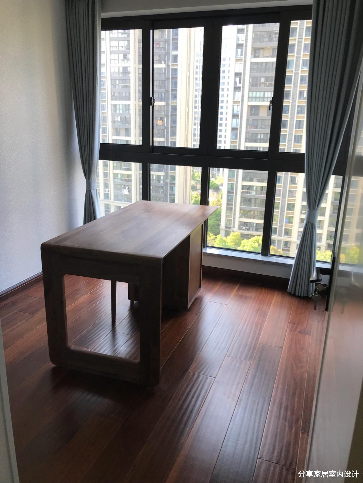 ##新房装修完工，很漂亮，还没入住通风中，儿子特别开心，晒晒！