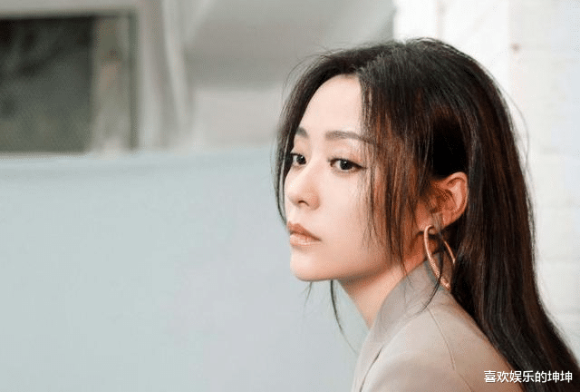 张靓颖|张靓颖太敢了！节目中用歌词官宣恋情，承认现男友是自己前伴郎