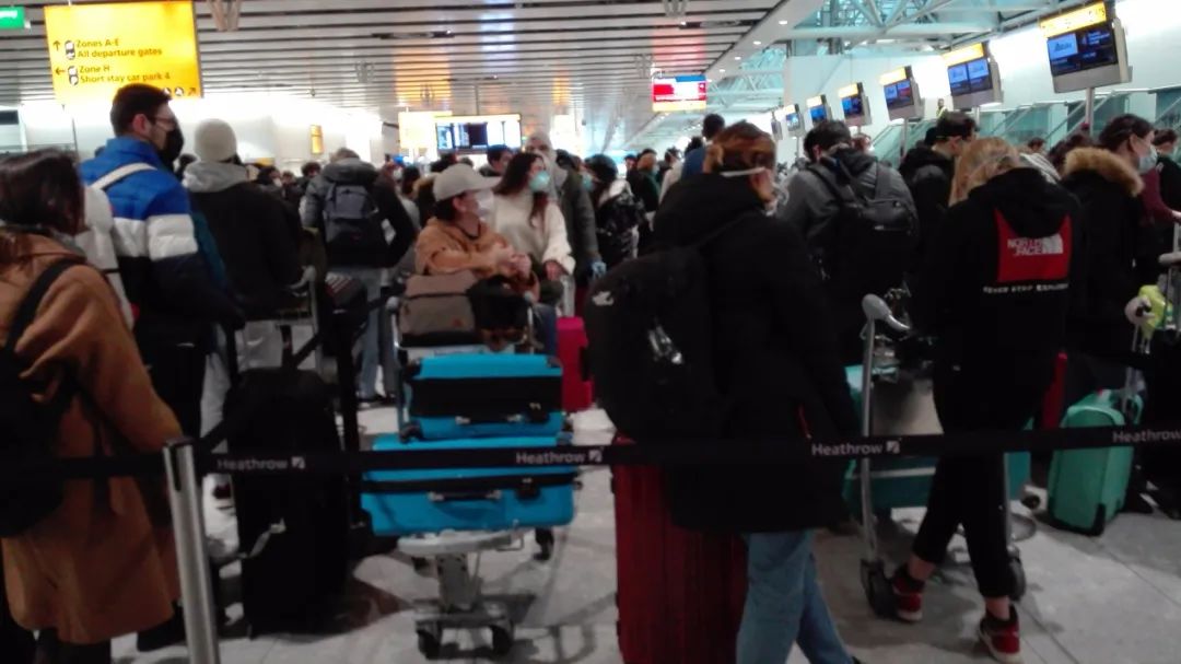 【隔离】终于回到国内隔离，和老伴补了住宾馆的体验 | 我在海外