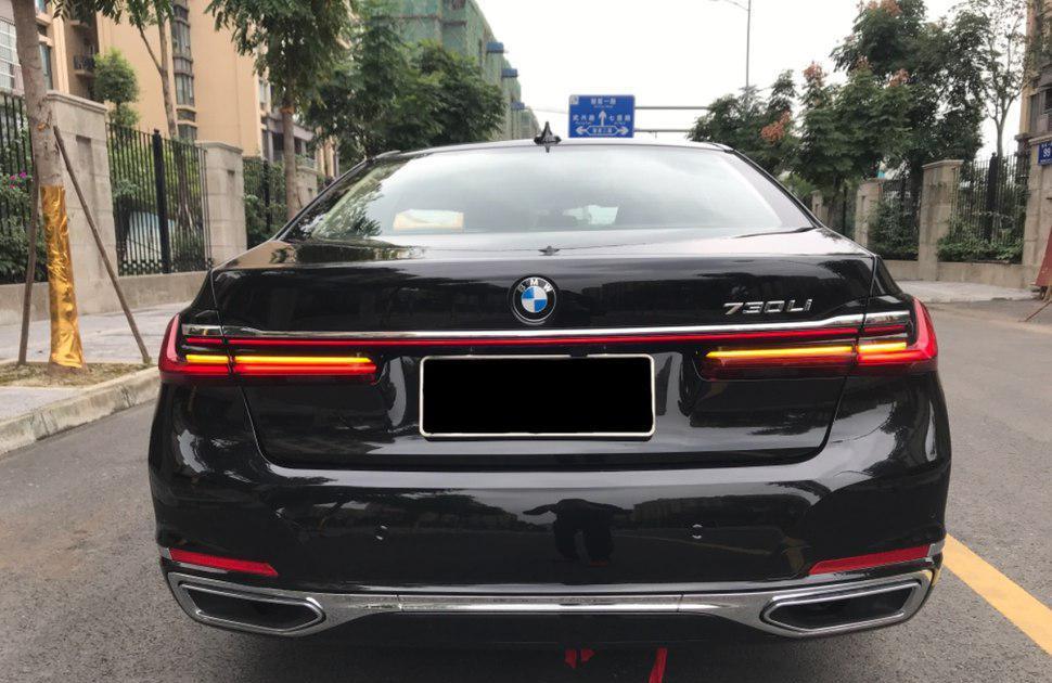 「宝马3系」开了宝马7系，93万又提奥迪A8，车主：它俩差距不明显