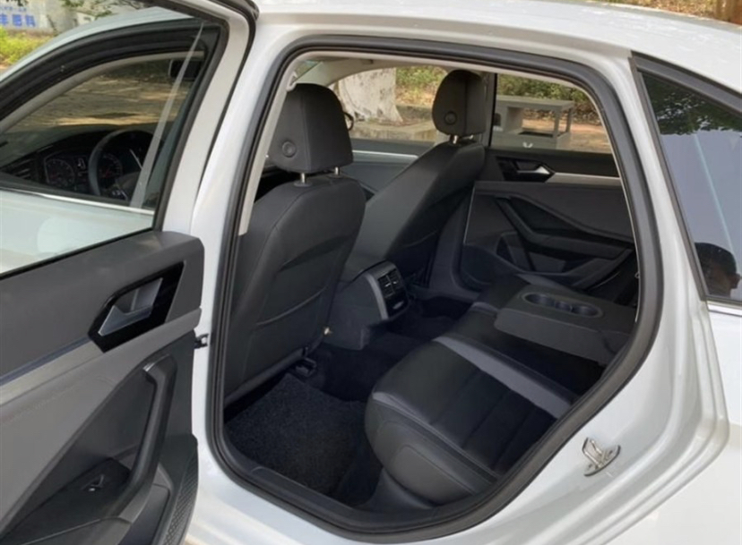 『大众速腾』成为有车一族，喜提1.4T大众速腾。分享真实汽车价格和用车感受