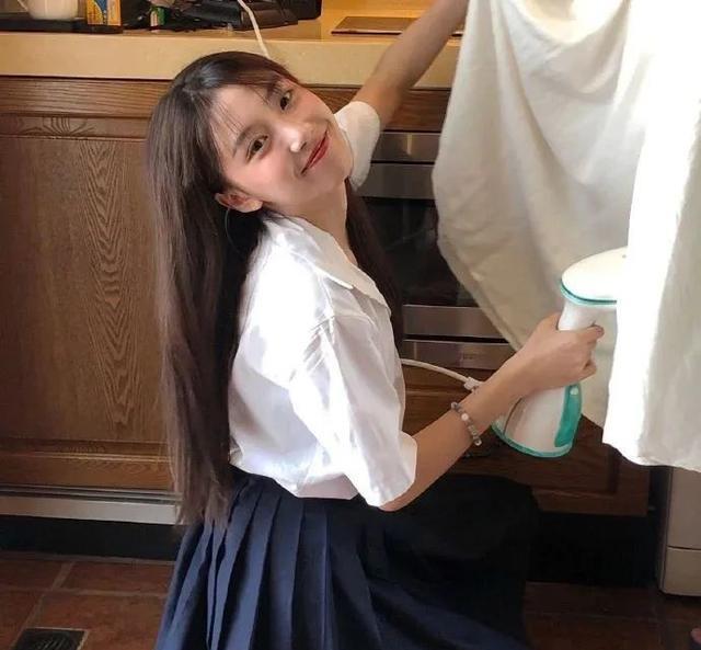 爱豆解说 知三当三还卖惨，她算是顶级绿茶女了吧！