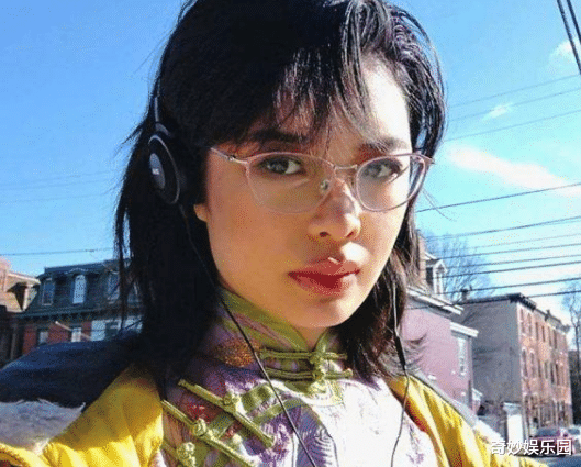 「许可馨」许可馨将来如果在国内工作，你觉得她合适哪个行业？