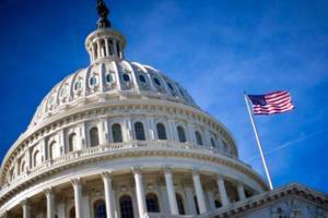 美国：比疫情还可怕的事情发生了，美国首家银行宣布破产，中方发出提醒