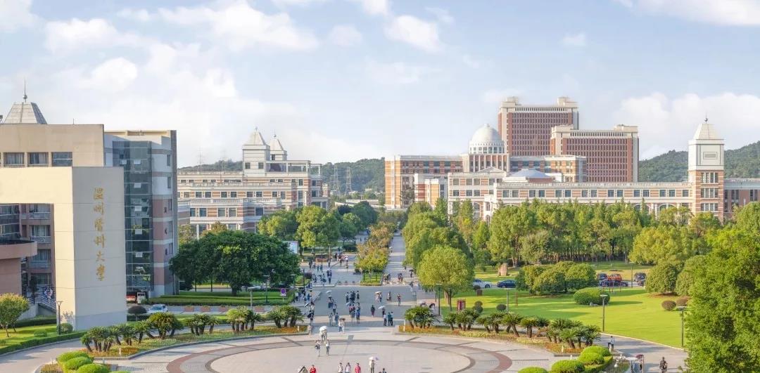 投档分数线|这所二本医科大学分数线暴涨，投档线达到606分，超过211