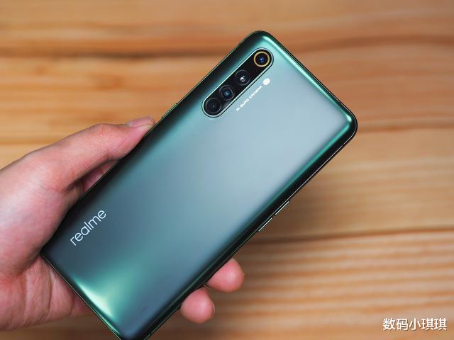 12306|12G+256GB已降至2499!看似性价比很高,懂行人劝你别买了