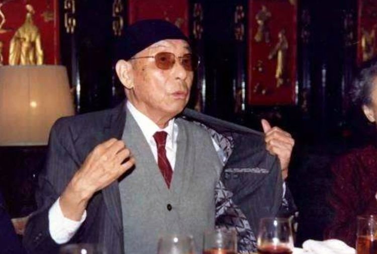 蒋介石|蒋介石去世后，张学良参加葬礼一言不发，留下16个字后转头就走