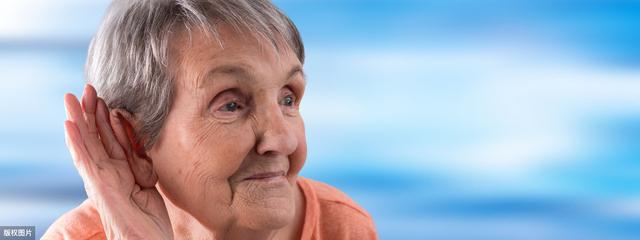 「抗衰老」8个部位最先出卖年龄，抗衰老要多吃这10种食物