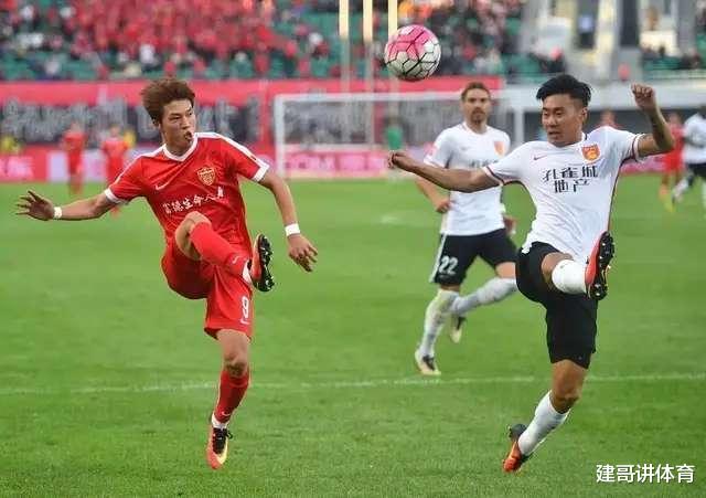 中乙■中甲标王、前国脚、前深足队长加盟中乙,黄金年龄下生涯直线坠落令人唏嘘