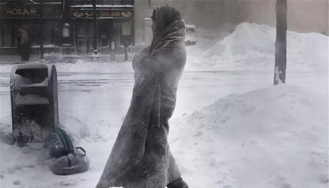 牛油果的生活观 人被冻死的时候，不仅反常地脱去衣服，为何还面带微笑？