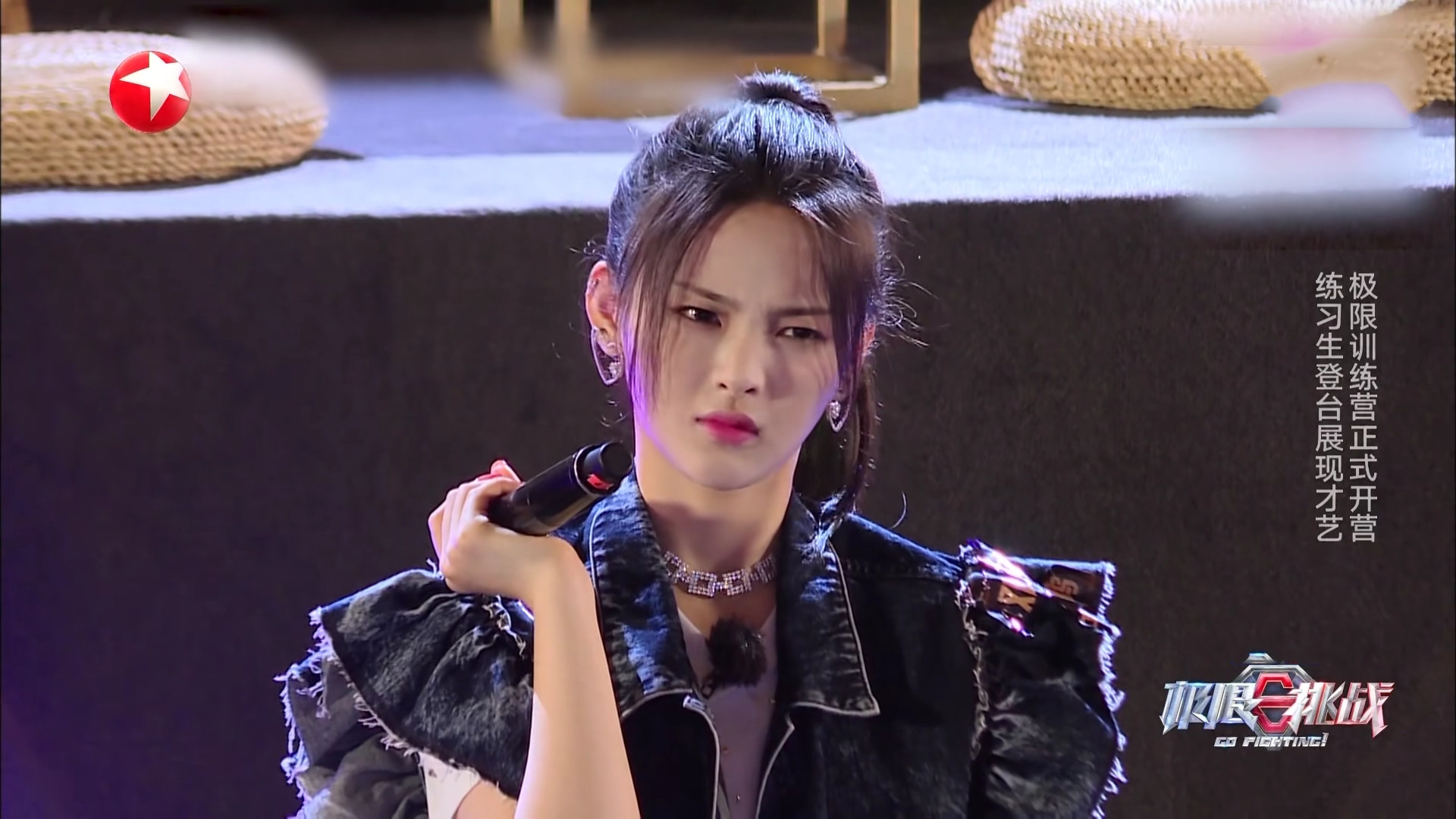 「杨超越」《极限挑战》嘉宾越来越拼，节目却越演越乱，杨超越表情说明问题