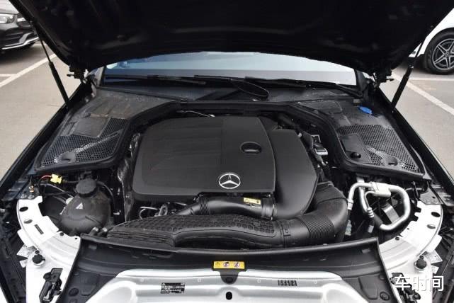 「奔驰C级」开奔驰C200L的都是什么阶层的人？月薪6000能不能养得起？