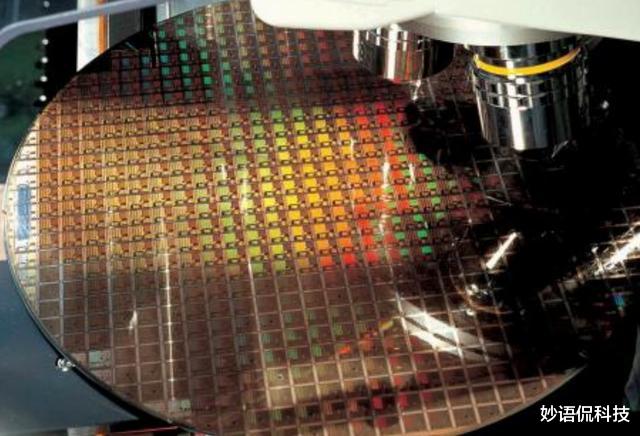 魅族17|华为有难他现身，比任正非晚创业13载，但公司净利润却比华为高。