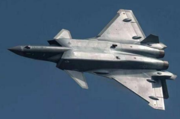 危局|要破危局！中方加紧研发新一代战机，俄专家发来贺电