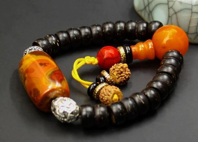 [文玩核桃]一辈子都不会升值的9种文玩，有的赶紧放弃吧，不要苦苦挣扎了！