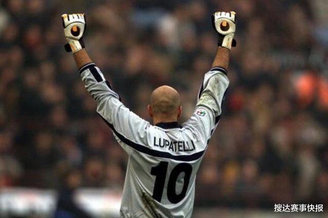 阿森纳:防守球员又怎样,我就要穿10号球衣!足球场上那些另类10号