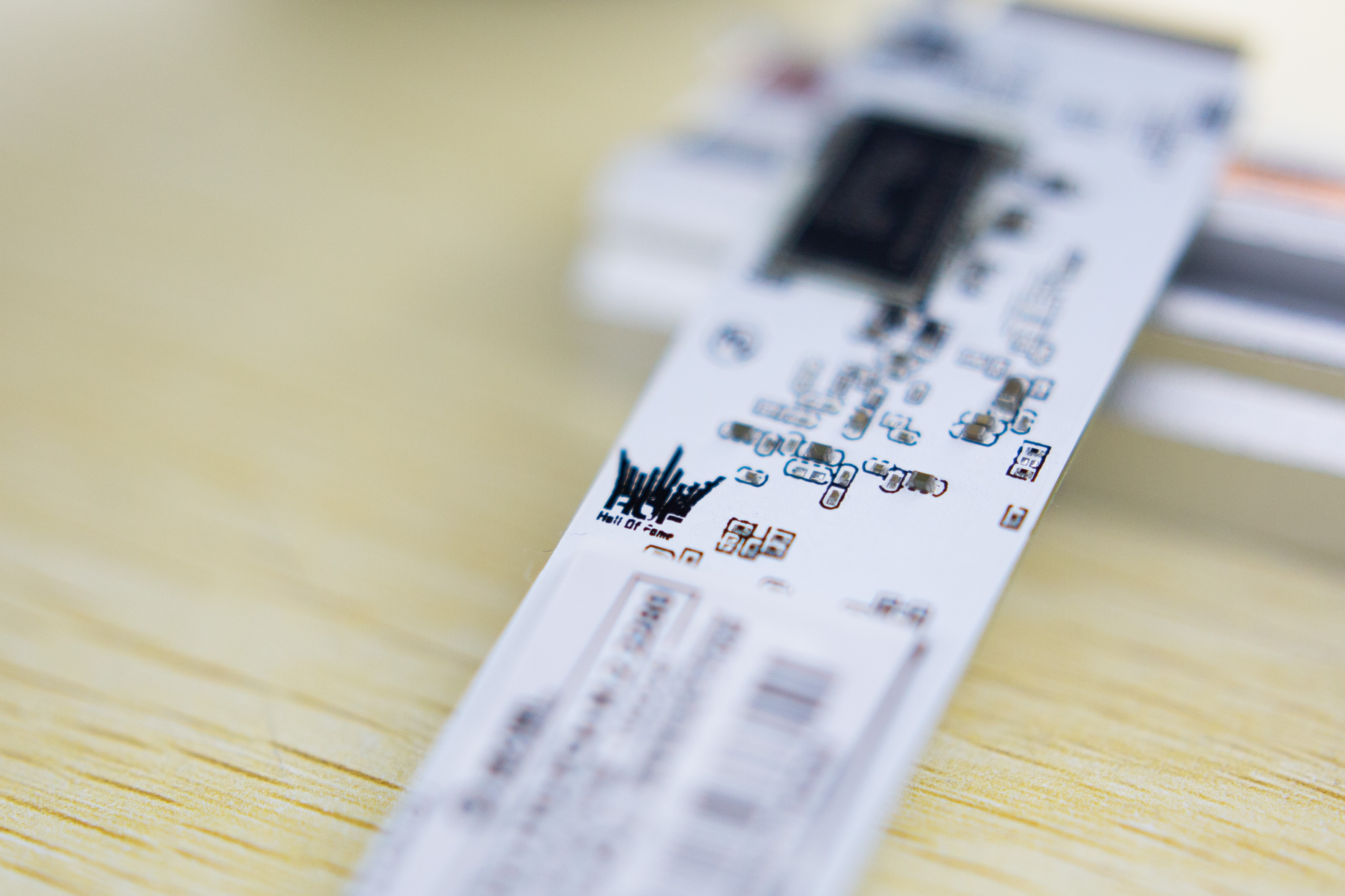 固态硬盘|“白嫖”影驰一块PCIE 4.0 固态硬盘，五毛一G到底值不值