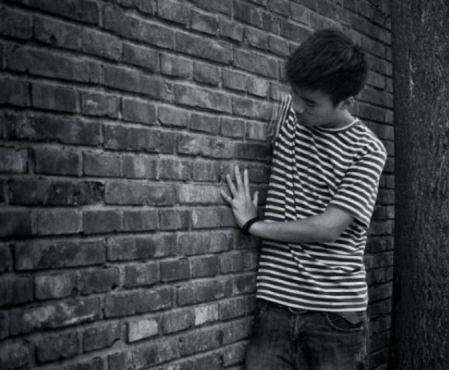 量子力学|如何让穿墙术成真？经典力学和量子力学都有方法，实现起来有难度