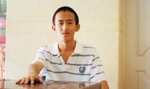 他被认为是“神童”，曾威胁父母不买房就不考博，如今变成这样