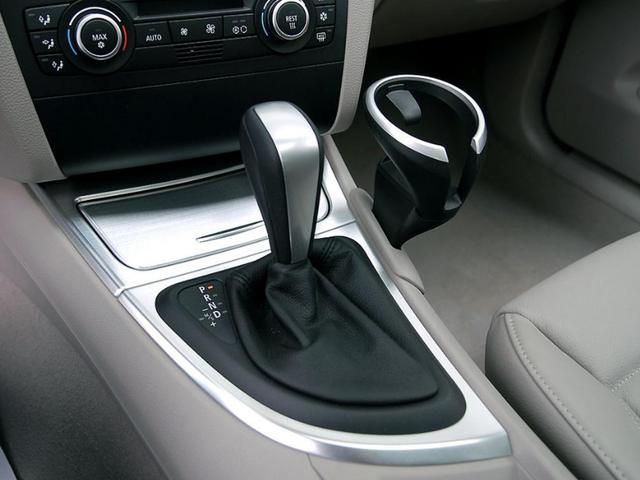 新车|放弃买自动挡，选择手动挡的都是什么人？无外乎这4种