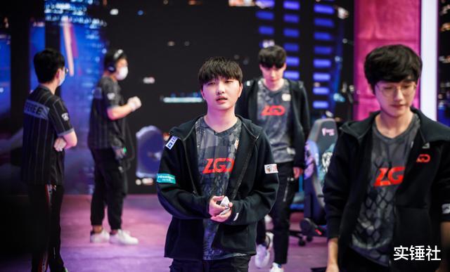 兮夜|LGD淘汰回基地前，兮夜强忍泪意在采访公开道歉！最后的话太感人