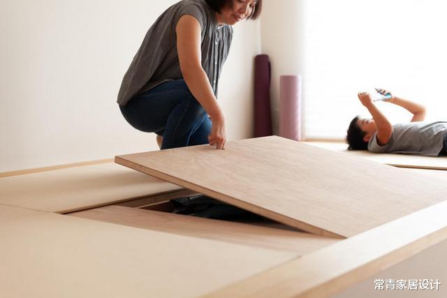 ：日本一家4口住55㎡，放下2张床，带步入式衣帽间！国内小户型学学