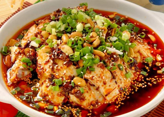 牛蛙|我国“最辣”的三道菜，第1道吃一口就流口水，第3道很少人敢吃