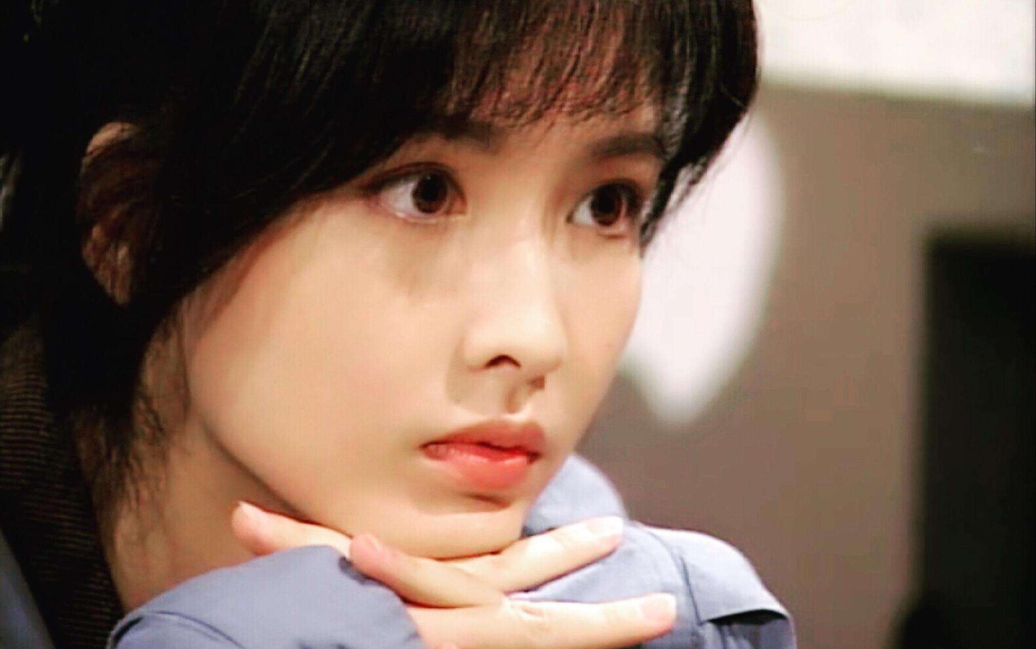 周慧敏▲她曾与周慧敏齐名，离婚后被前夫狂追，如今50岁宛如20岁少女！