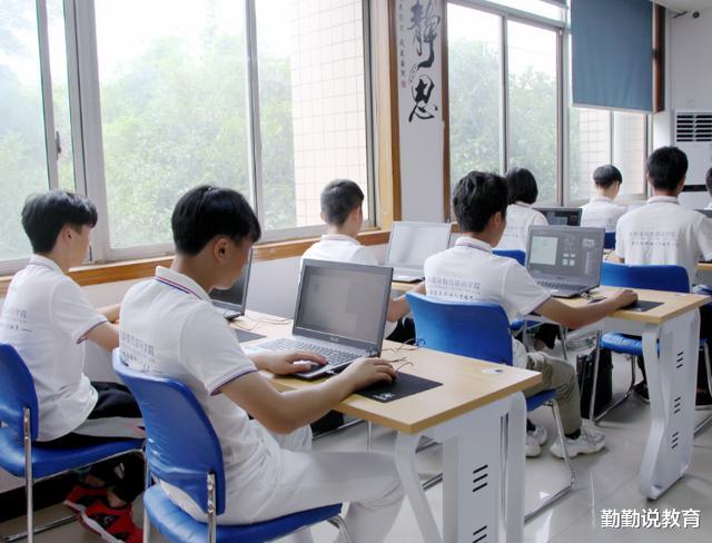 教育部|教育部通知：中考生会采取“优胜劣汰”原则，“中普”比例5: 5