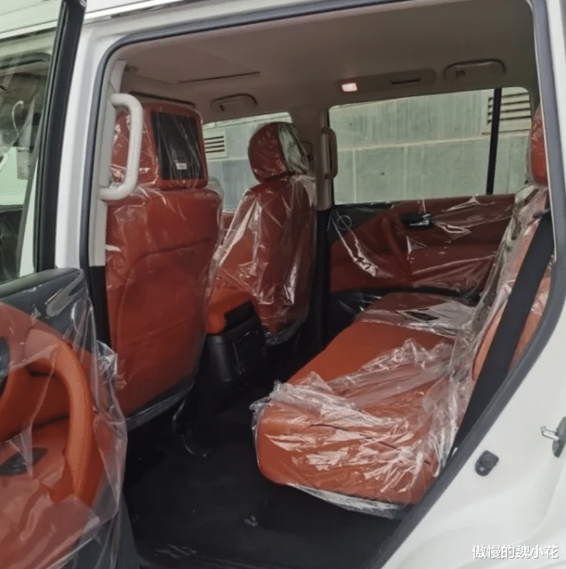 途乐|“陆巡”最强对手诞生，20款“途乐”来了，颜值提升，搭载V8引擎