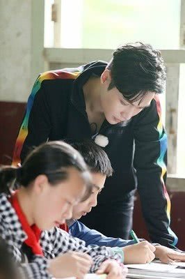 『极限挑战』张艺兴退出《极限挑战》，时间拿捏的刚好，再不走就晚了！