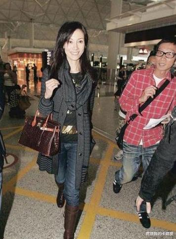 爱马仕|娱乐圈爱马仕爱好者：只有李嘉欣真正把爱马仕提出了爱马仕的感觉