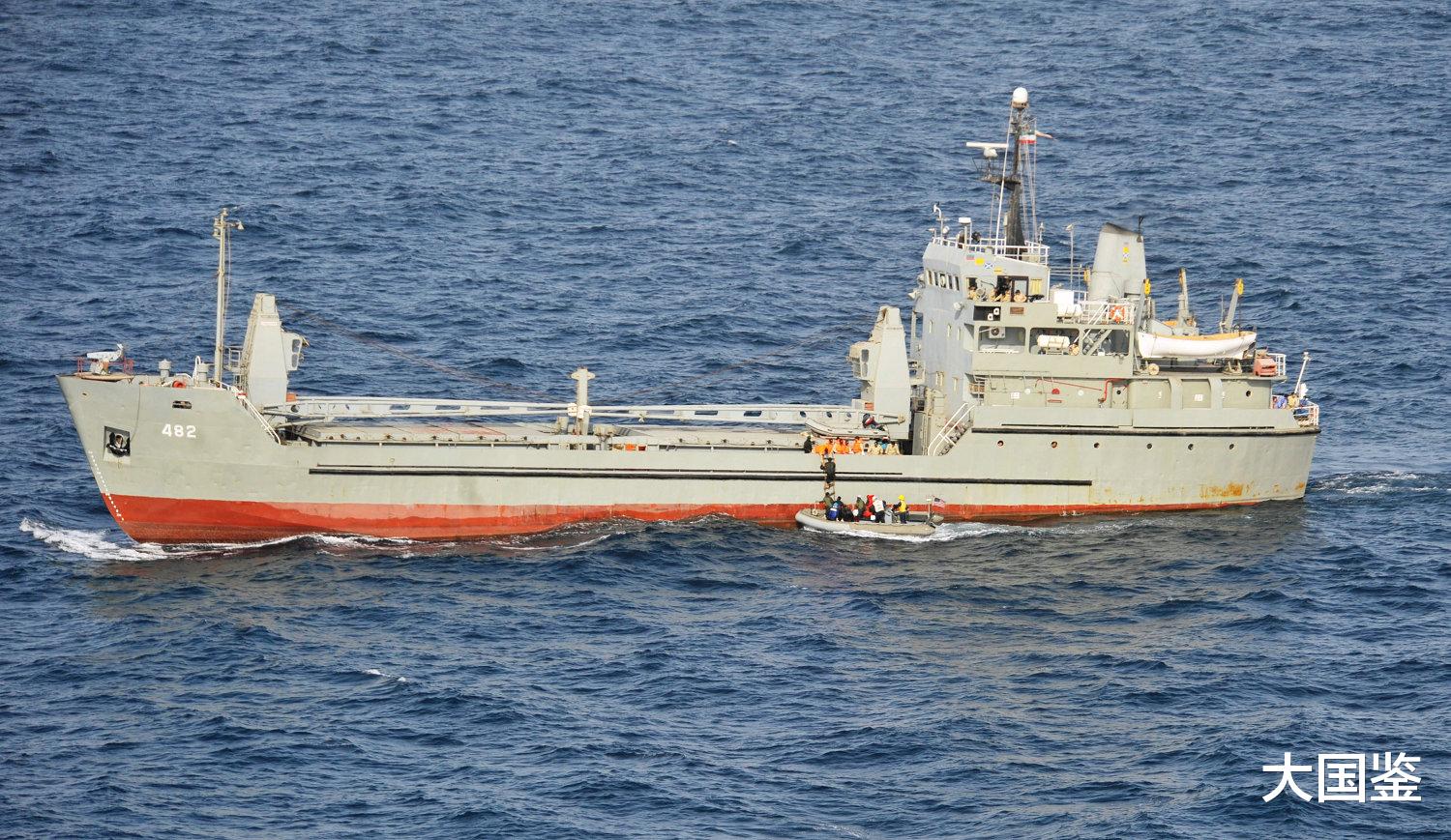 伊朗登陸艦在海峽沉沒，大批軍艦動員營救，軍方請求鄰國援手-圖2
