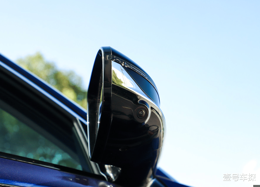 长安CS75|这才是国人认可的好车,配2.0T+8AT,上市就成爆款评价相当高