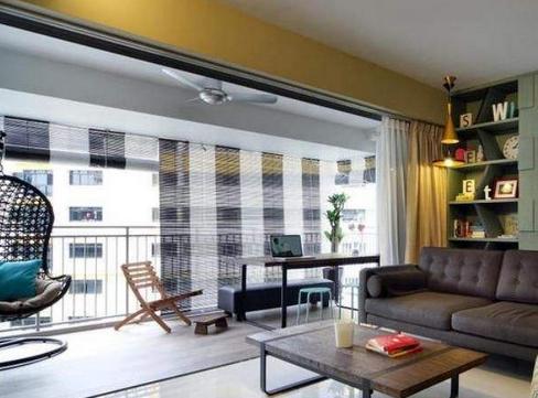 ▲家庭装修到底要不要打通阳台和客厅？老师傅说完后，后悔装早了！