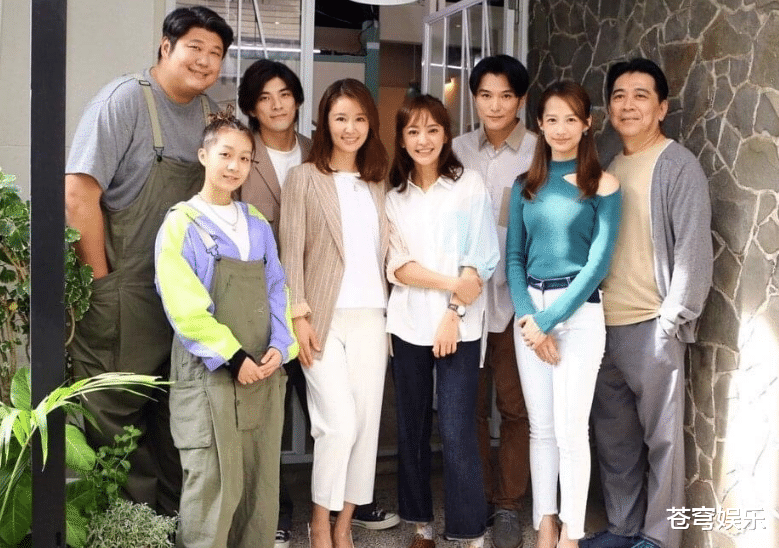 林心如■林心如职场女性剧未播先火，剧名有点接受不来，黄金阵容质量稳了