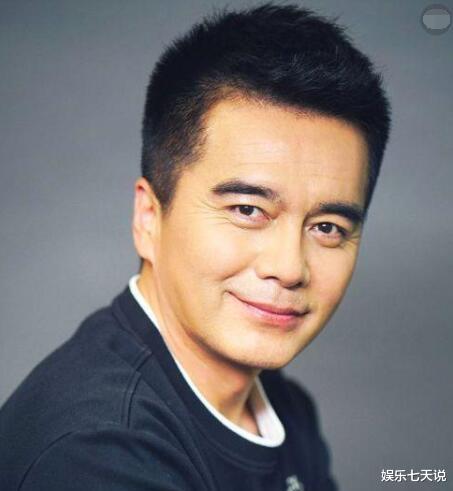许亚军|多情的许亚军：4任妻子都是同行，全是漂亮女演员，一个比一个美