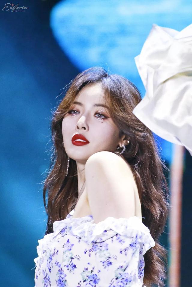 眼线|BAO美啦|宋慧乔都没整明白的全包眼线,Jennie咋玩的这么顺手?