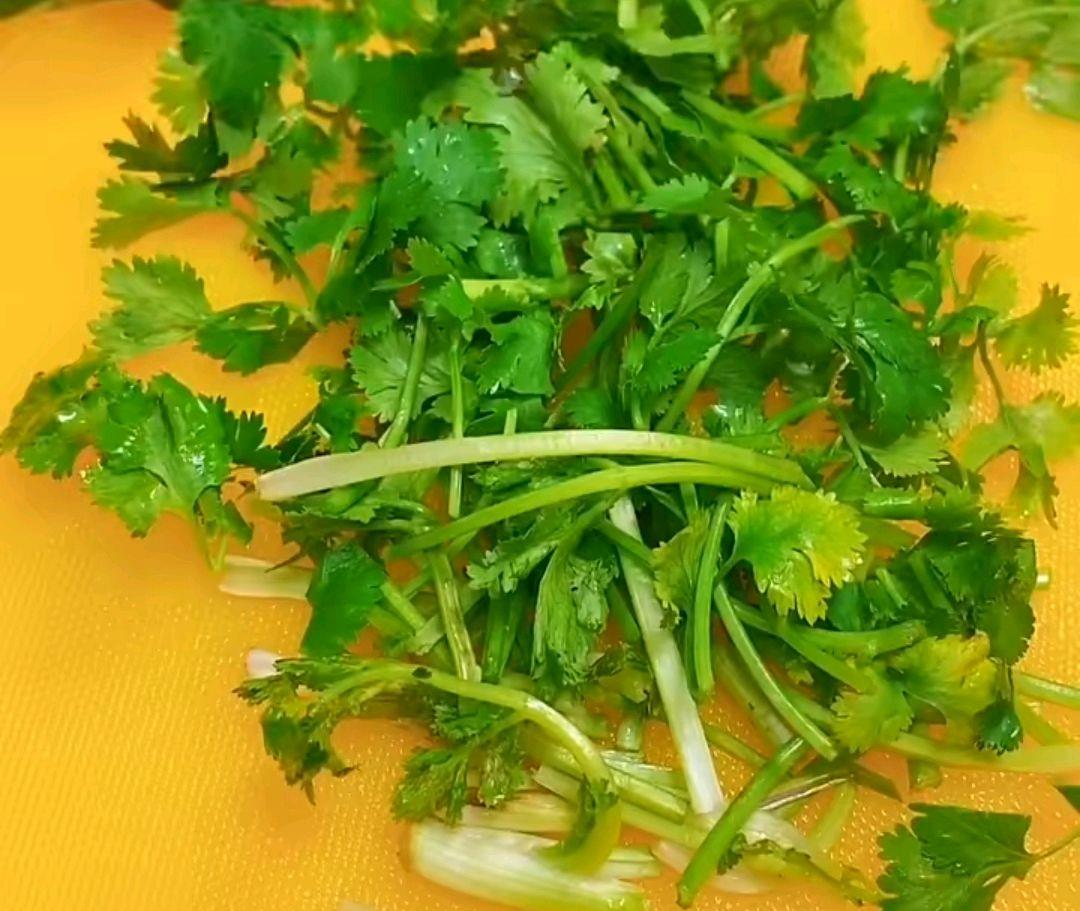 黄瓜|教你用一把花生米,做出最下饭的菜,家人都喜欢,当下酒菜也不错