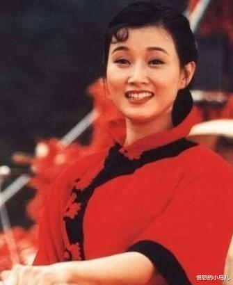 春晚|24次登春晚，却拒绝给妹妹铺路，妹妹演“丑女”火了才自报家门