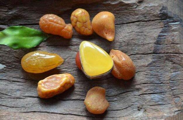 文玩@怕水怕热的五种文玩，稍微不注意，花费的钱就打水漂了