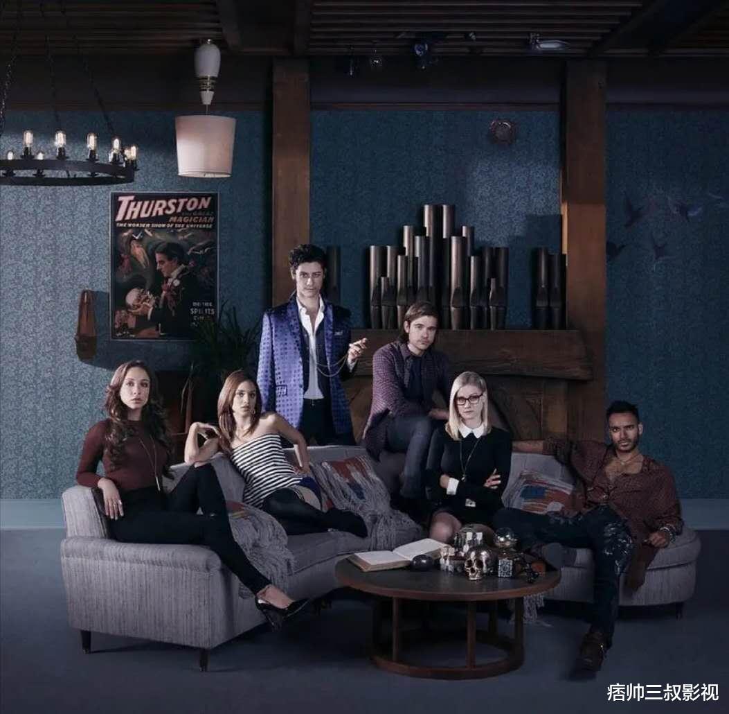 『哈利·波特』给成年人看的《哈利波特》,美剧《魔法师》